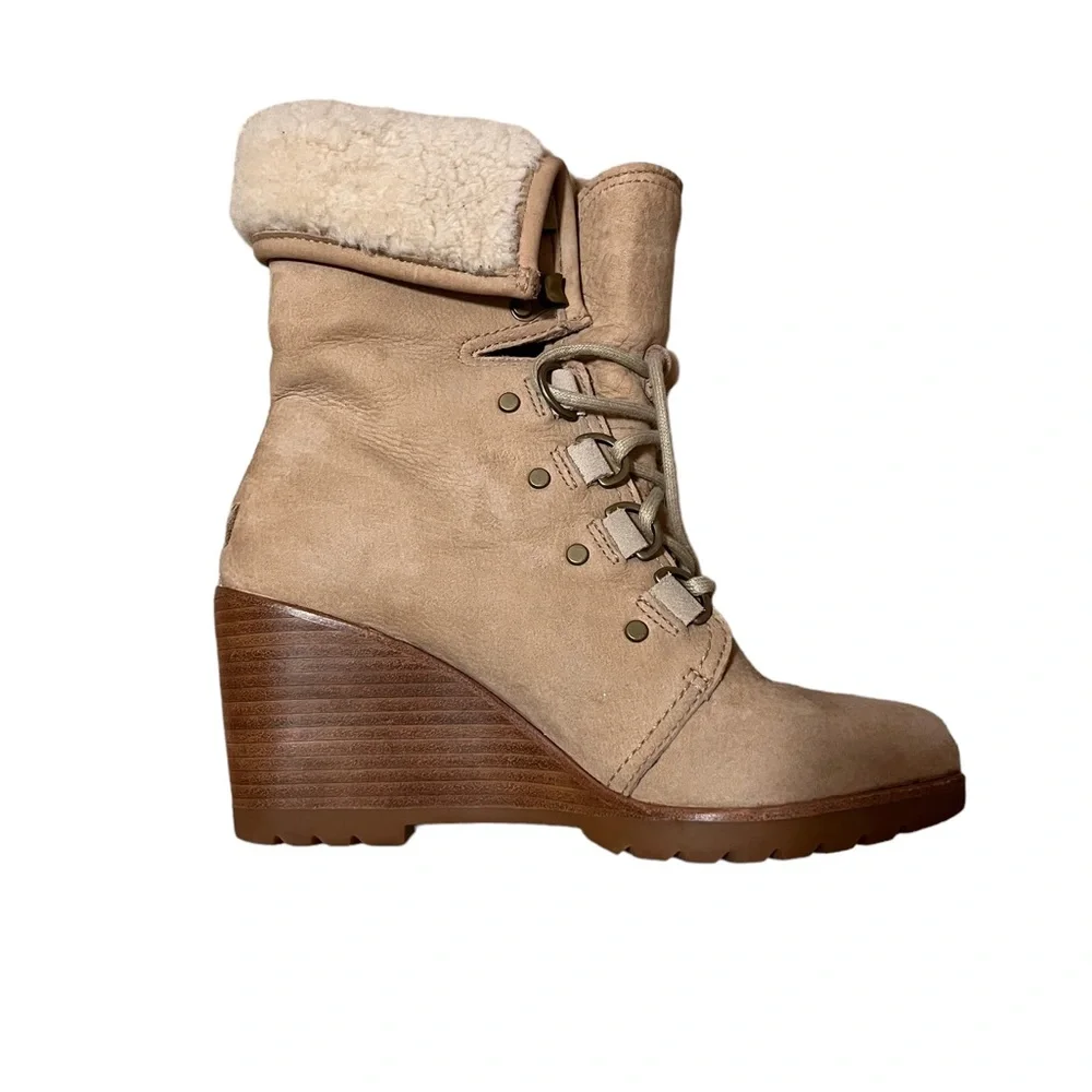 Sorel After Hours Lace Up Shearling Wedge Boots Sz. 7